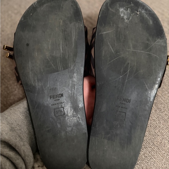 Fendi Black and Brown Geometric Slide Sandals - Picture 5 of 6